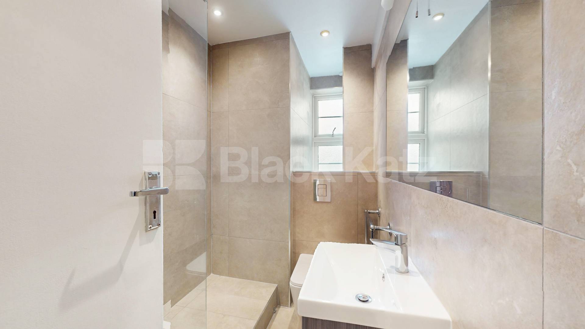 Modern Apartment Northways, College Crescent, Belsize Park